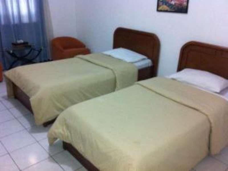 Catellya Guest House Cipaku Bandung Exteriér fotografie